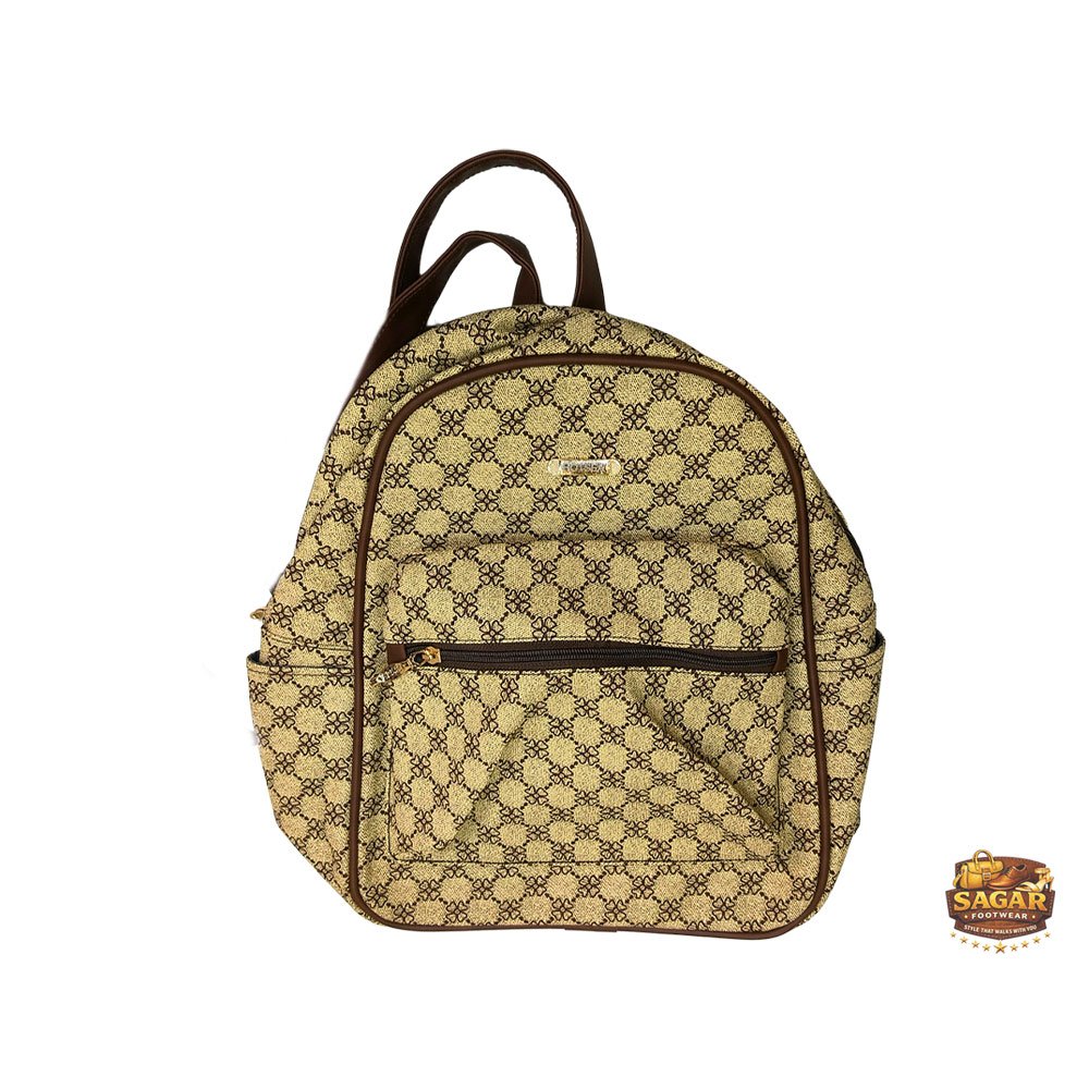 woman-yellow-backpack