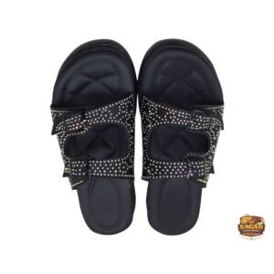 women-black-slipper