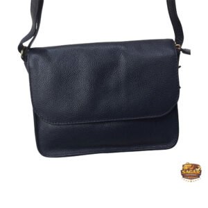 women-blackt-sling-bag