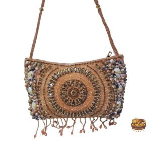 women-designer-clutch