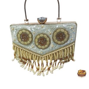 women-slick-clutch-bag